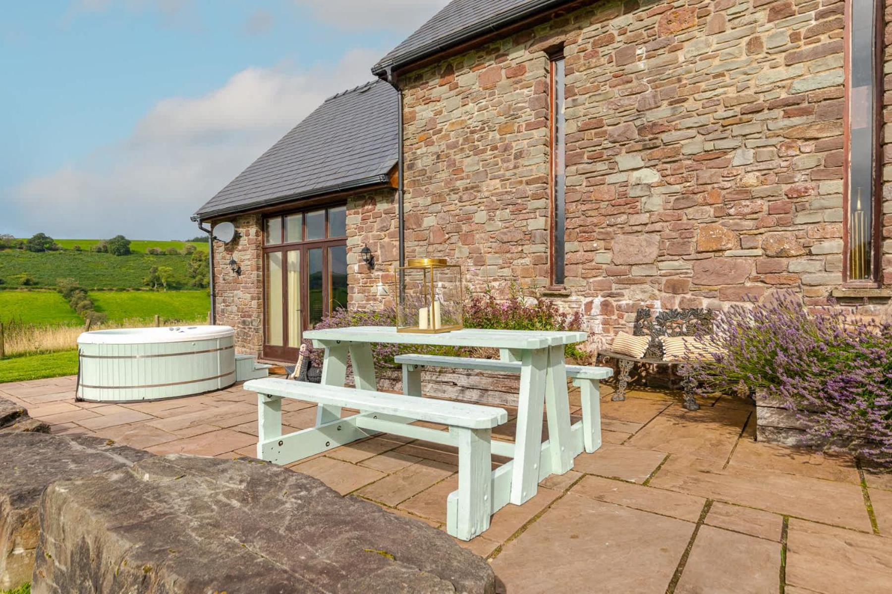 Hilltop View With Hot Tub Villa Brecon Exterior photo