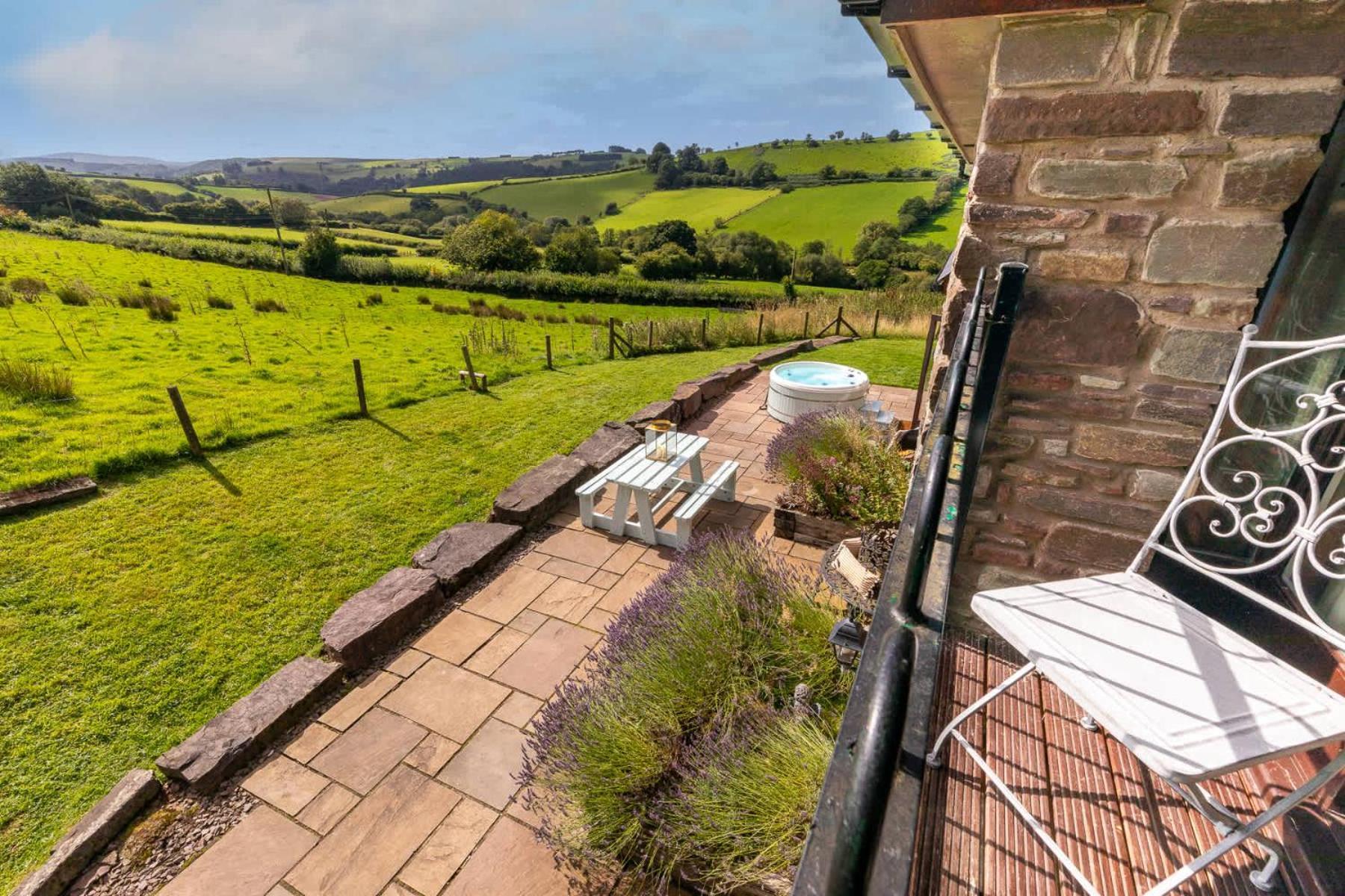 Hilltop View With Hot Tub Villa Brecon Exterior photo